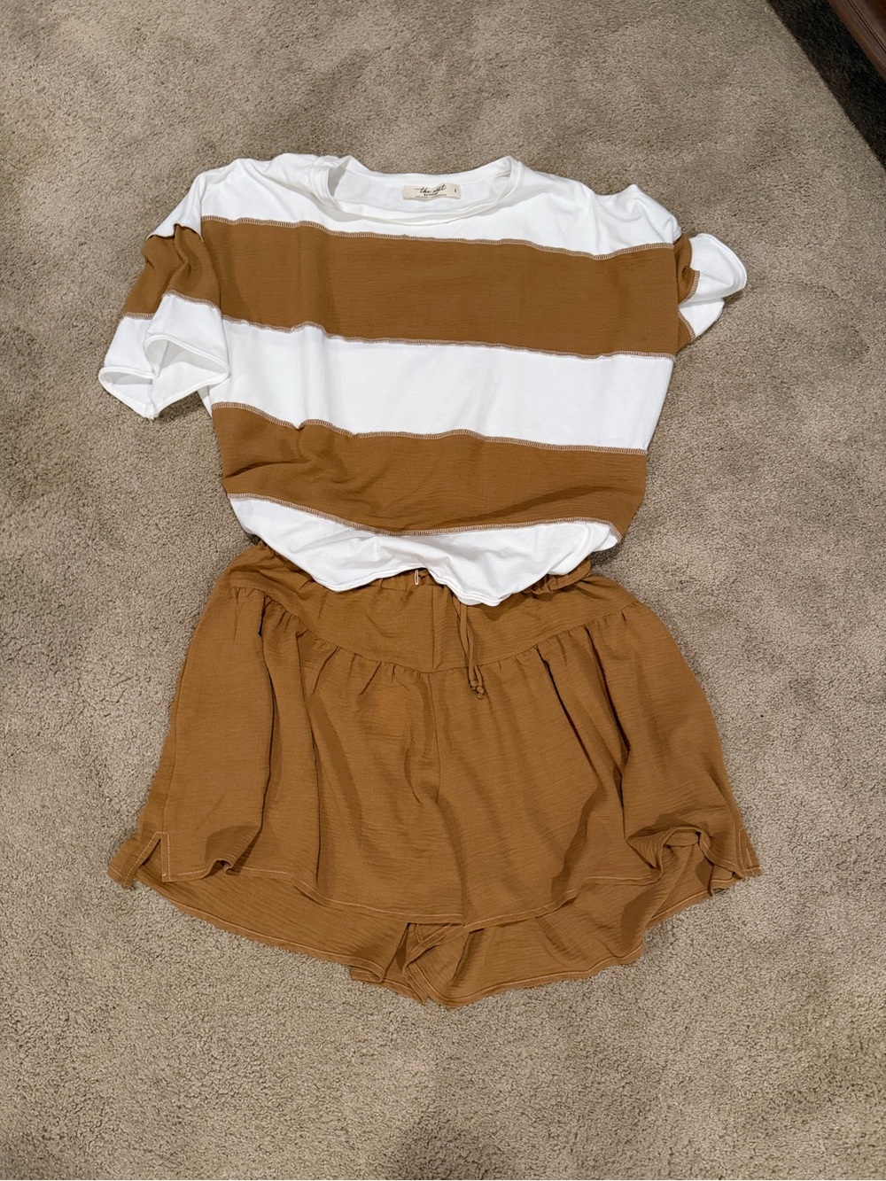 NWT
Three Bird Nest Camel and Ivory Striped Top & Shorts Set - size large
